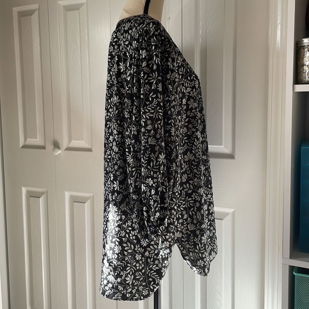 Blouse - Picture 5 of 9
